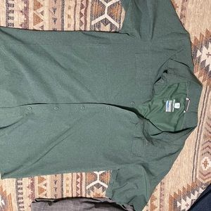 Men’s Columbia button down size medium